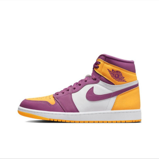 Jordan 1 high og university gold and light bordeaux